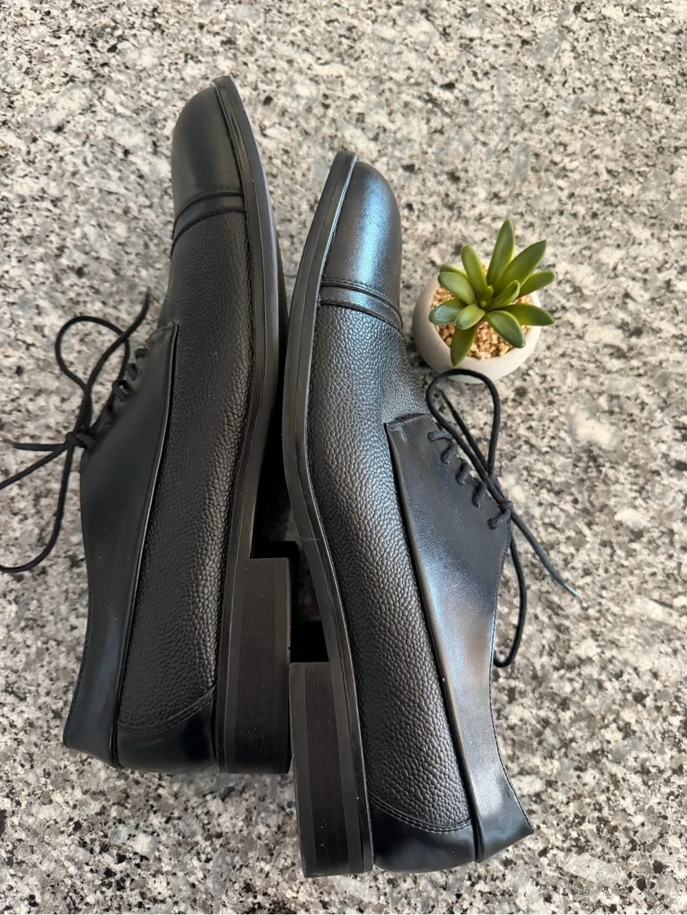 Alfani Men's 11M Black Cap-Toe Derby Oxfords EUC